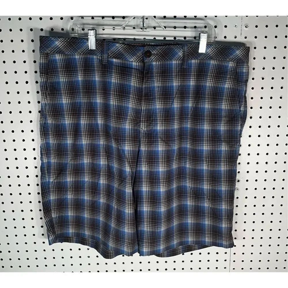 Tommy Bahama shorts